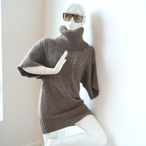 Elie Tahari Cashmere Tunic Sweater - Small